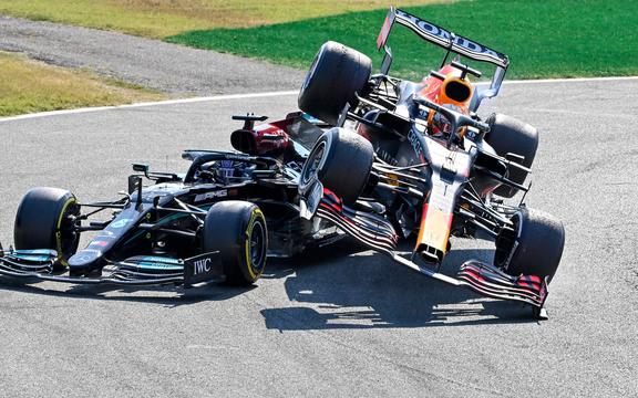 Crash of Max Verstappen and Lewis Hamilton at the Italian Grand Prix 2021.