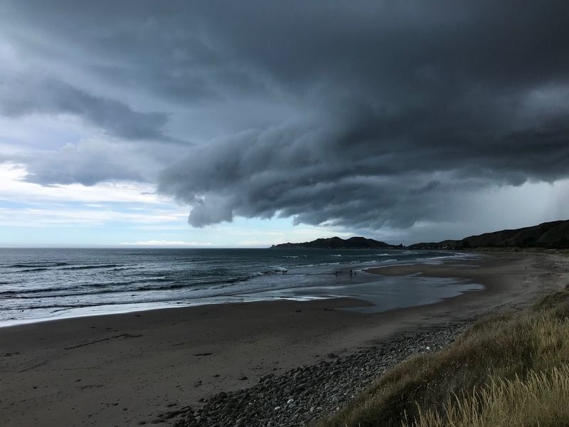 Storm turns fatal as heavy rain and strong winds batter the country | RNZ News
