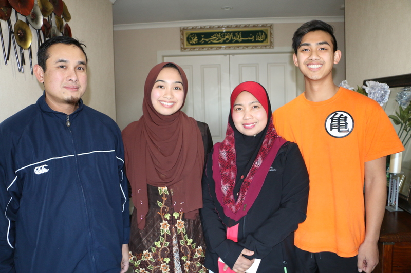 Ground Breaking First Nz Beauty Contestant In Hijab Rnz