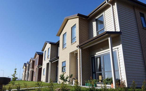 Rynek mieszkaniowy: „szybki spadek” rocznej dynamiki cen – QV