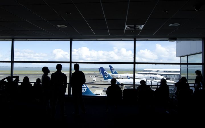 air new zealand check in baggage