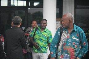 A Solomon Islands delegation arrives at Sentani Airport in Indonesia's Papua province, 24 April 2018.