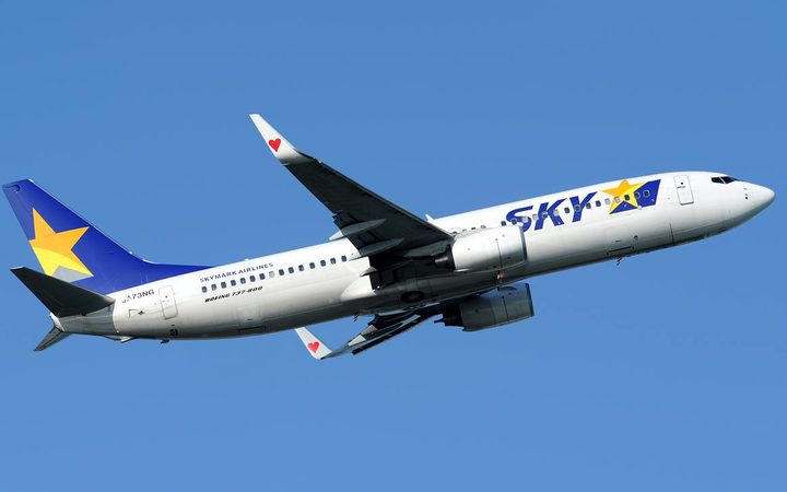 Skymark Airlines Boeing 737-800
