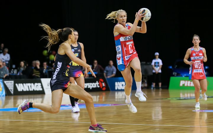 Former Silver Fern Laura Langman playing for the NSW Swifts