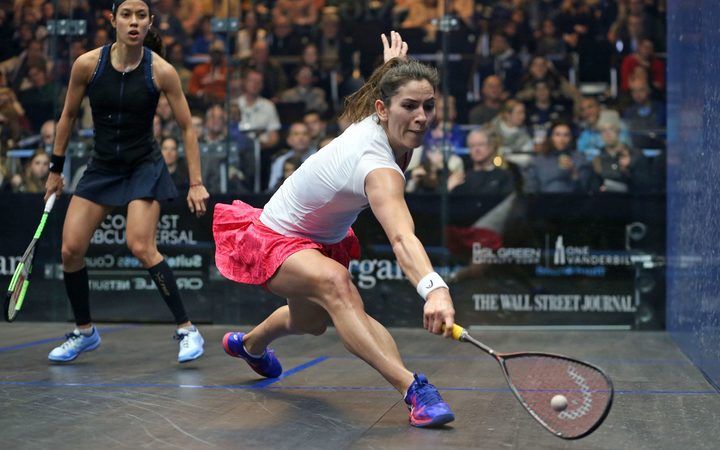 New Zealand squash player Joelle King (front).