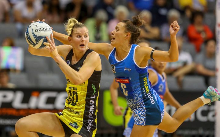 The Central Pulse are hunting for a third consecutive ANZ Premiership final.