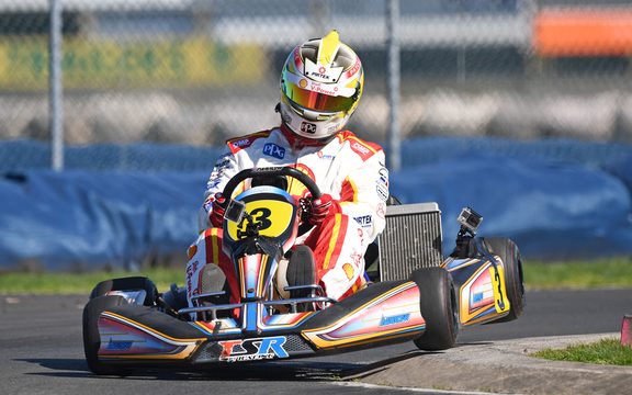 Shell V-Power Racing Team's Supercar driver Scott Mclaughlin returns to the Hamilton Kart Club. 