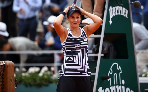 Ashleigh Barty looks on in disbelief after winning the 2019 French open title.