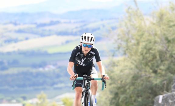 UCI World Road Championship 2020 IMOLA - EMILIA-ROMAGNA ITALI - Trainingscursus wegracen.  - Niamh Fisher Black uit Nieuw-Zeeland
