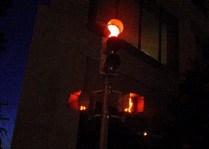A stoplight animation.