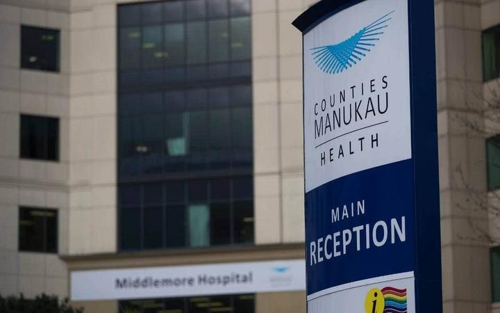 Nursing shortages continue to bite at Counties Manukau DHB | RNZ News