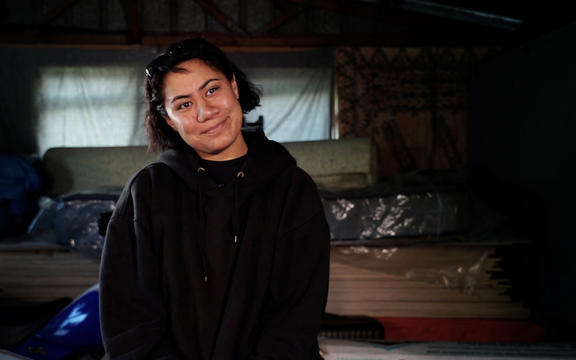 Sieni Leo'o Olo, AKA Bubbah, is a 24-year-old Samoan comedian and actress from Māngere.