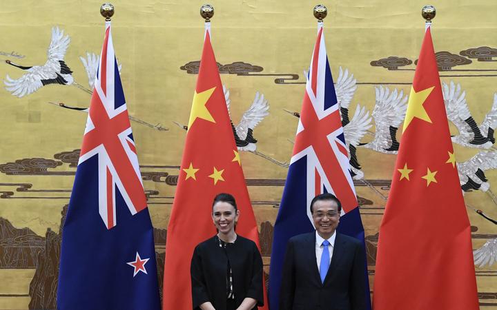 New Zealand Prime Minister Jacinda Ardern (left) and Chinese Premier Li Keqiang at the Great Hall of the People in Beijing on 1 April 2019. 