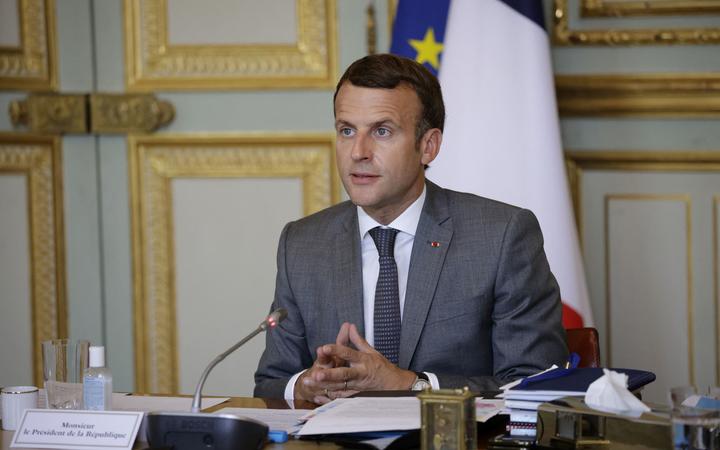 Le président français Emmanuel Macron a fait une déclaration à l'issue du cinquième sommet France-Océanie, qui s'est tenu par liaison vidéo, au palais de l'Élysée à Paris, en France, le 19 juillet 2021.