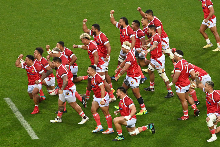 Tonga perform the Sipi Tau.