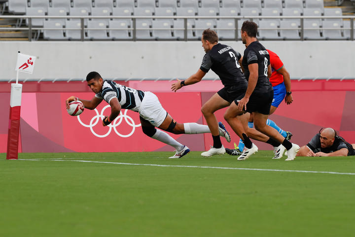 Meri Derenalagi opened the scoring in the gold medal match.