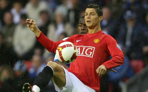 Cristiano Ronaldo grający w Manchesterze United 2009.