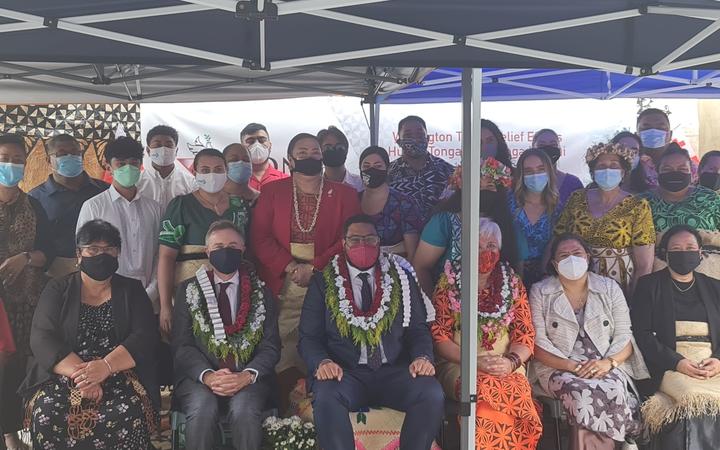 Members of Victoria University Te Herenga Waka and the Wellington Tonga Leaders Council. The University donated $37,000 to help the Council send containers to families in Tonga 