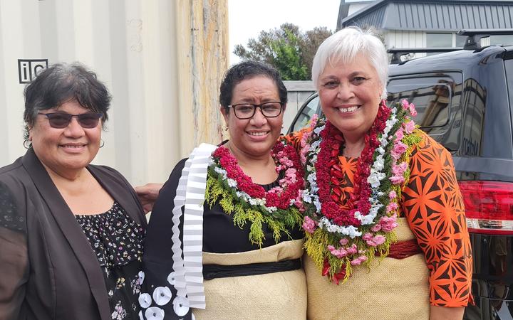 Tongiaepau Nuku, Dr Mele Tupou-Vaitohi and Luamanuvao Dame Winnie Laban 
