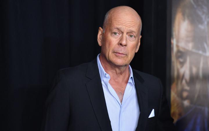 Czym jest afazja, stan, w którym żyje Bruce Willis?