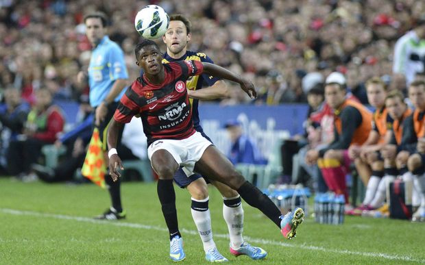 Phoenix signing Kwabena Appiah in action for his old club Western Sydney