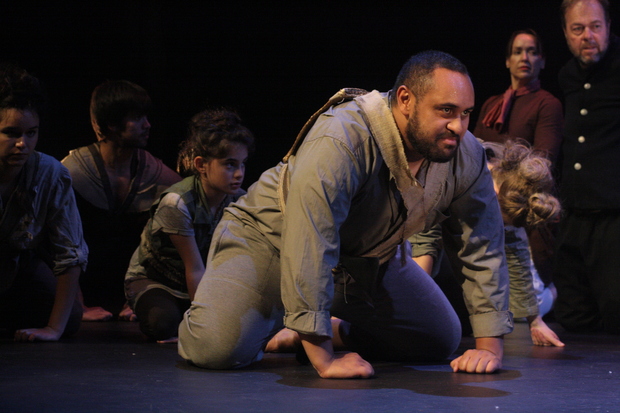 Actors performing in Te Rākau theatre company's 'Dog & Bone' at Te Papa.