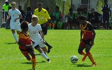 Papua New Guinea were beaten 7-1 by New Zealand in Lae before withdrawing from the return leg.