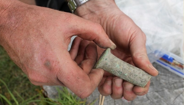 Broken copper alloy keel bolt. Matt's 'smoking gun'