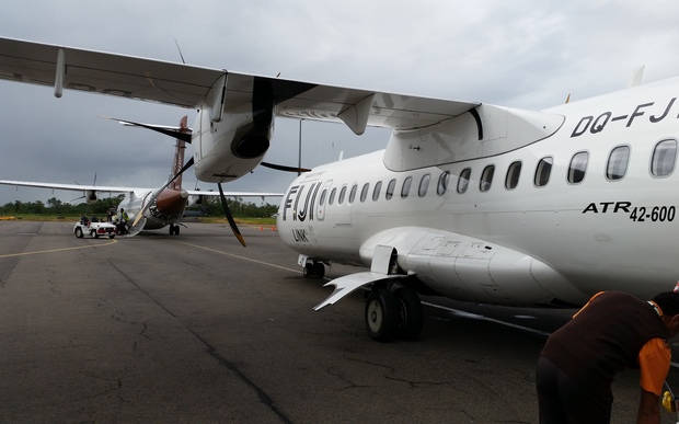 Fiji airways planes 