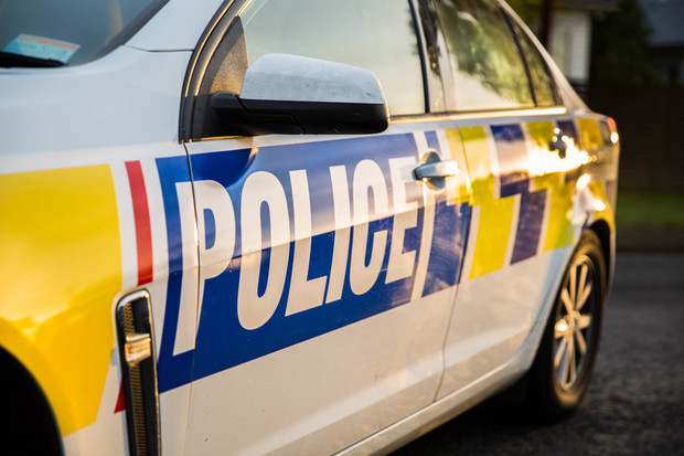 Pregnant woman injured when police wrongly road spiked car | RNZ News