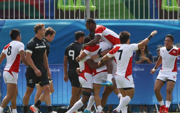 Japan stunned New Zealand in the Olympic sevens competition in Rio.