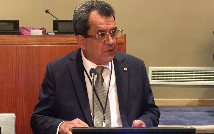 Edward Fritz ONU  Aborde le débat sur le colonialisme