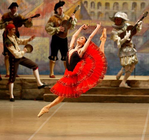Svetlana Zakharova in Kitri Variation with the Bolshoi Ballet