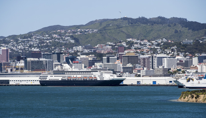 P&O cruise liner Pacific Aria docked in Wellington on Monday, the first since the 7.8 earthquake.