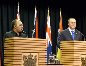 Peter O'Neill and John Key at a news conference in the Beehive.