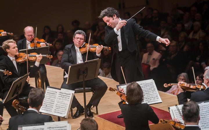 Gustavo Dudamel conducts the Vienna Philharmonic Orchestra