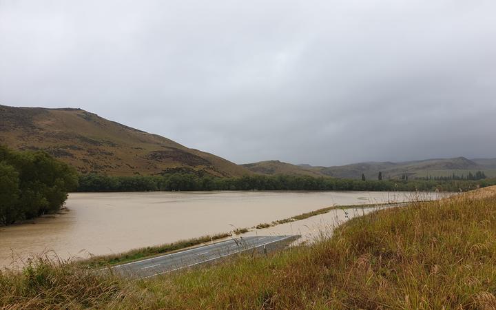 Flooded Taieri River in Central Otago. 