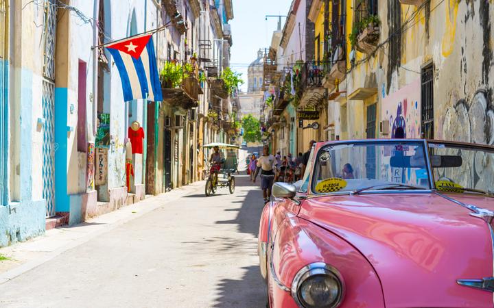 cuba-opens-up-its-economy-to-private-businesses
