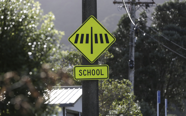 06072016 Photo: Rebekah Parsons-King. School sign near Ngaio School.