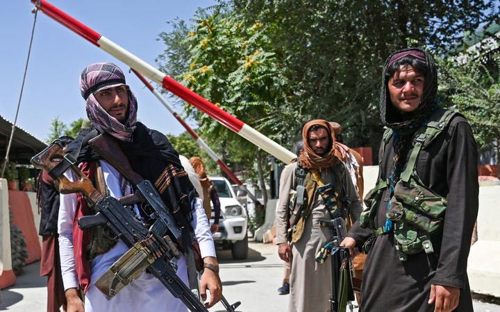 Photo of Les dirigeants du G7 entendent s’unir sur la décision de reconnaître ou de punir les talibans