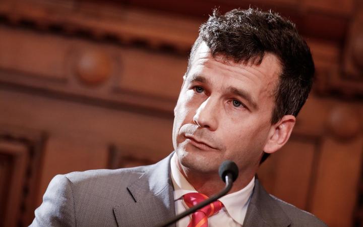 ACT leader David Seymour calls elimination strategy into question | RNZ News
