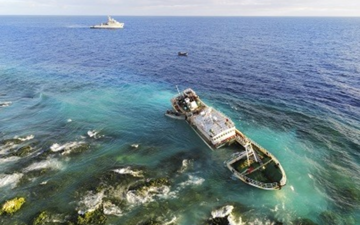 Ping Tai Rong 49 bloqué sur l'atoll d'Anuanurunga