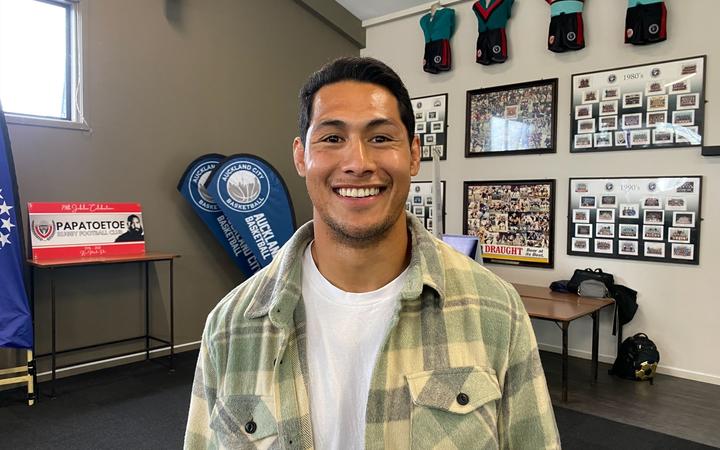 League turned union man Roger Tuivasa-Sheck is backing the two-day drive-thru at the south Auckland league club this week.