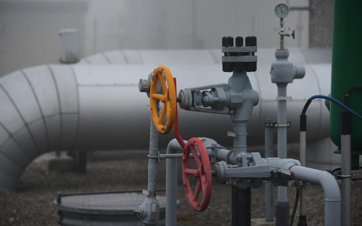 Tłocznia Sayda łączy czeski gazociąg Gazela z niemieckim gazociągiem OPAL w Niemczech.  Gazociąg Gazela służy do tranzytu rosyjskiego skroplonego gazu ziemnego (LNG) do Unii Europejskiej. 