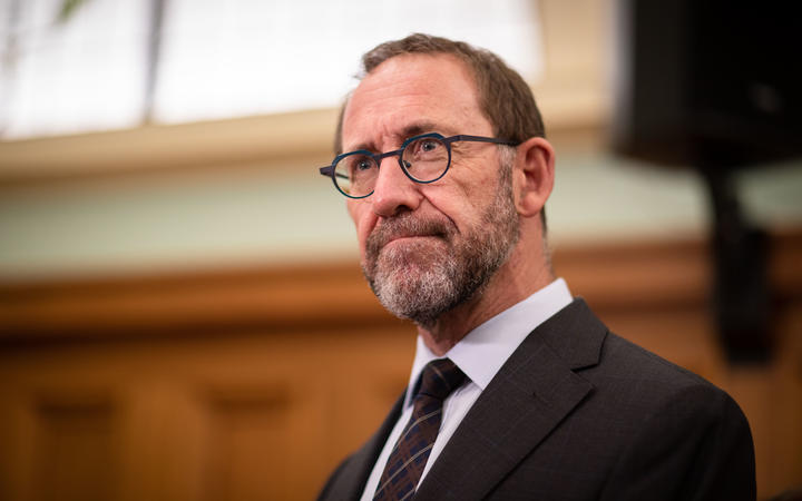 Health Minister Andrew Little announces hospital waiting list response |  RNZ News