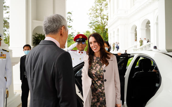 Prime Minister Jacinda Ardern meets with Singapore Prime Minister Lee Hsien Loong in Singapore. 19/04/22 