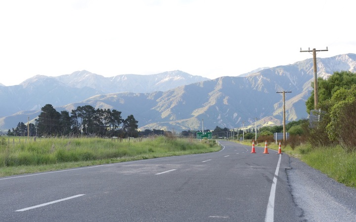 An inland route, State Highway 70 from Kaikoura to Culverden, has been cleared for military-style 4WD vehicles.