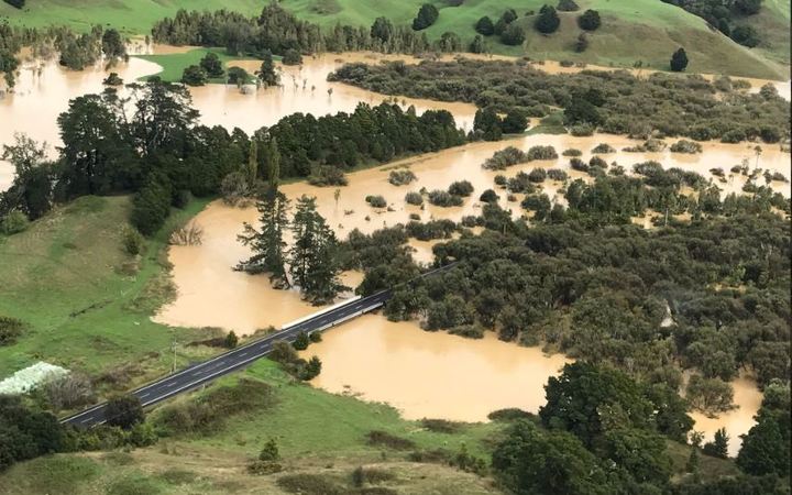 Waikato slips State Highway 22. Photo taken on 5 April 2017. 