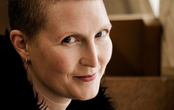 Palmerston North poet, Paula Harris