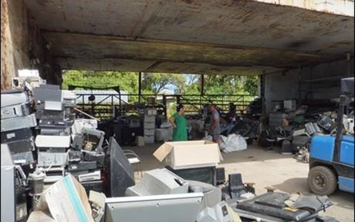 Over four months, E-waste items were collected in Rarotonga and sent to CIGT for dismantling and export.